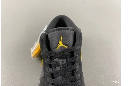 Hyperoad Jordan University 'Black Low Gold' Air 1 1029